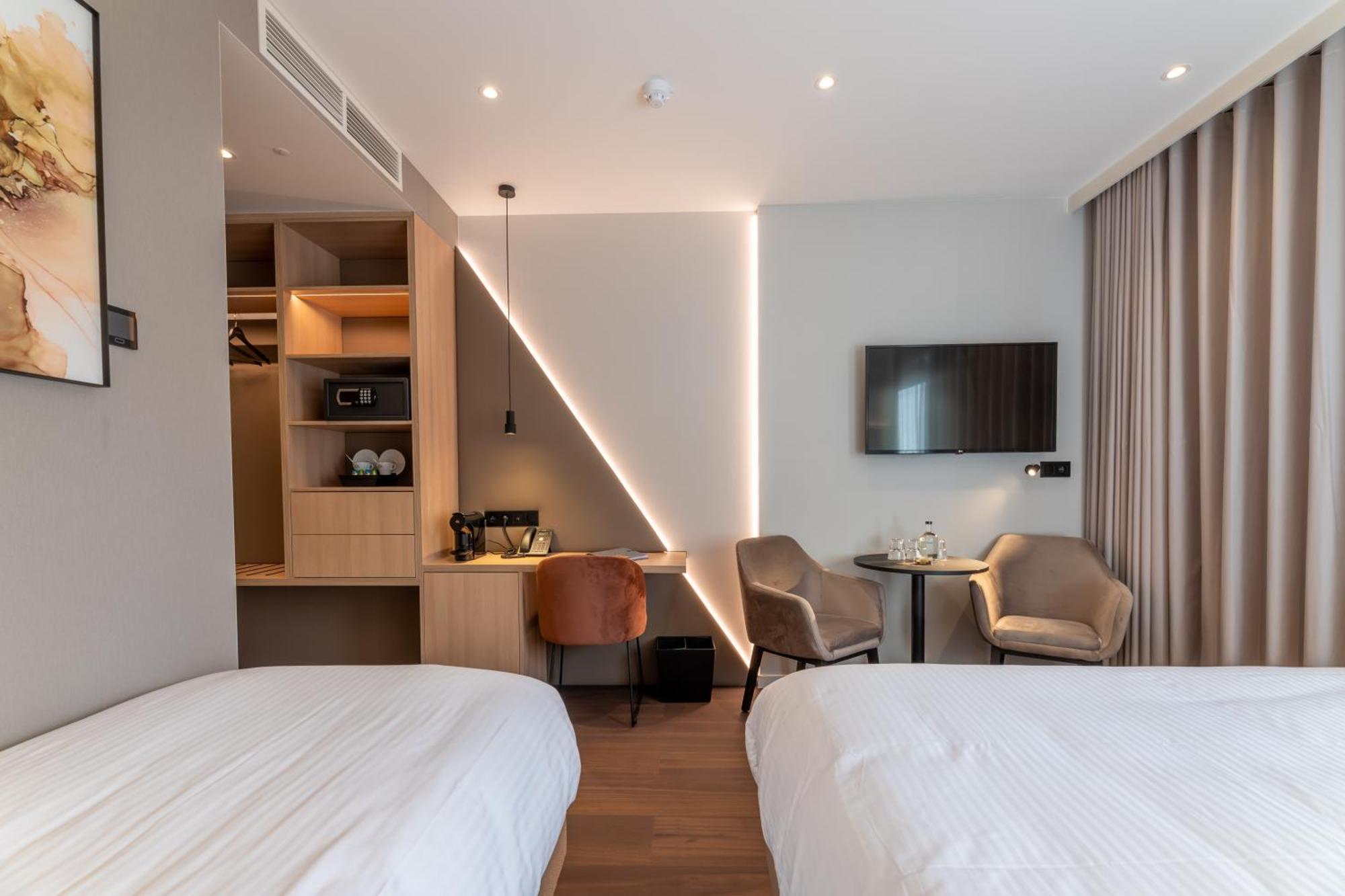 The Cornr Hotel نيوبورت المظهر الخارجي الصورة